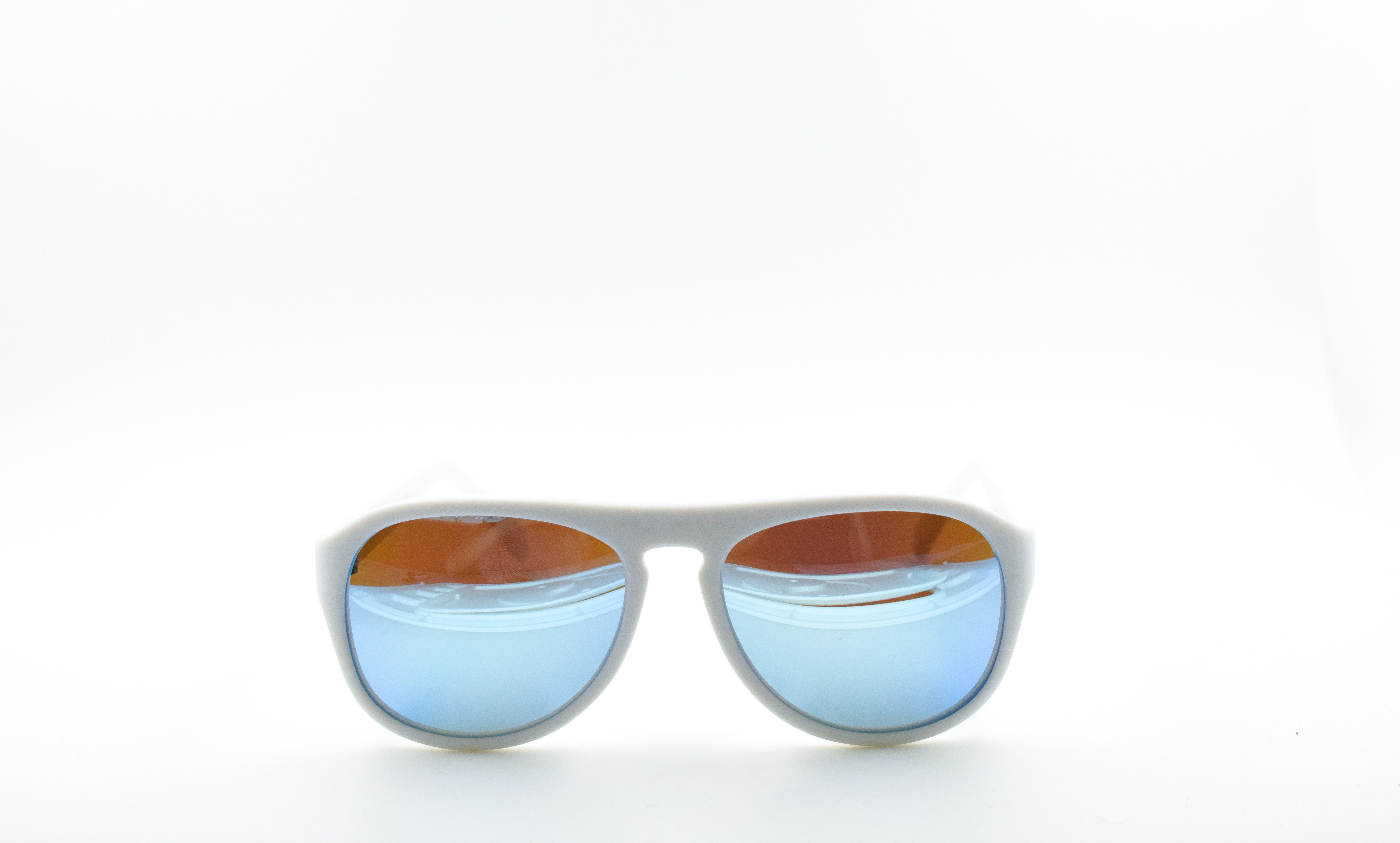 32510 C2 -Ice Blue Revo