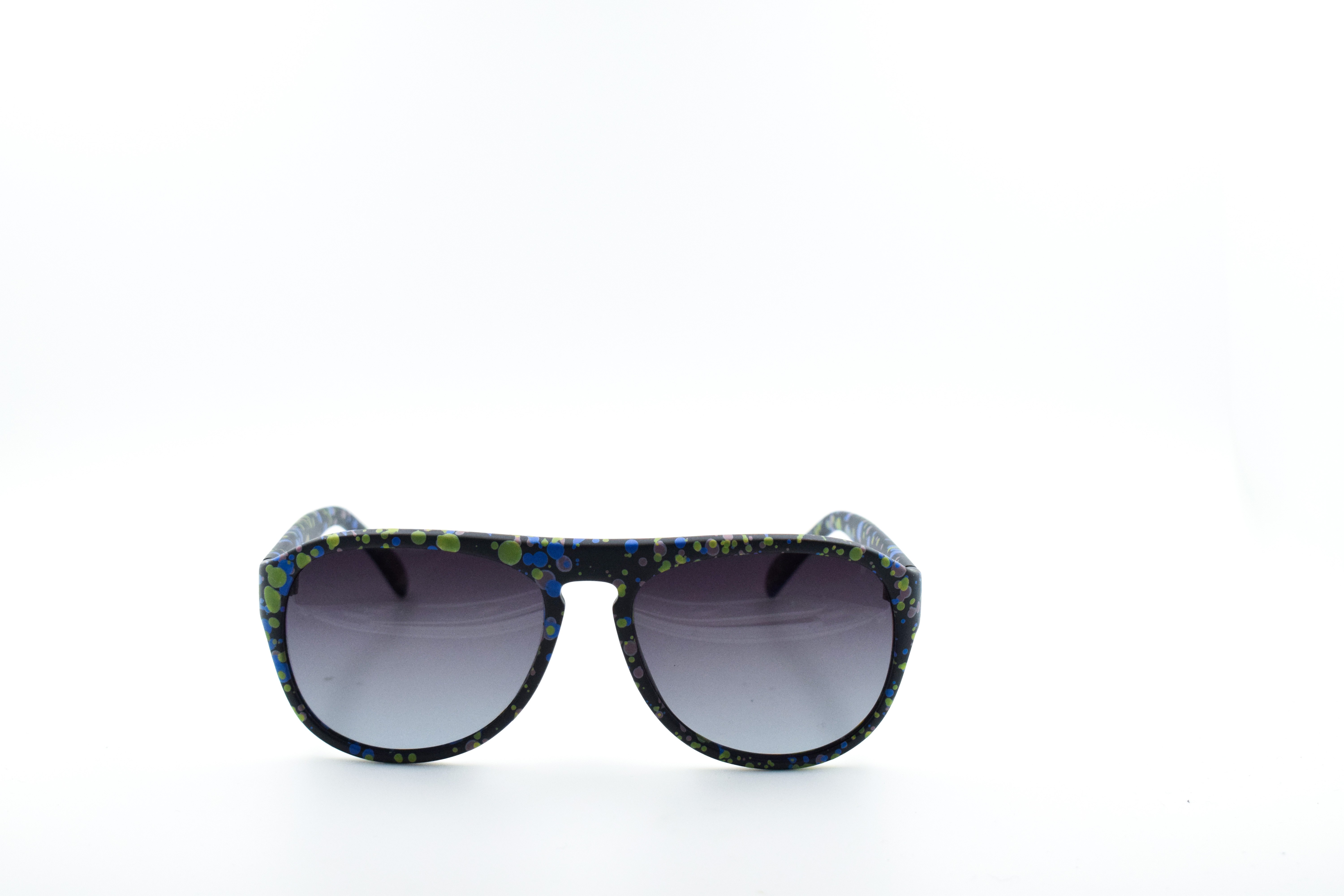 32510 C8 -Gradient Smoke