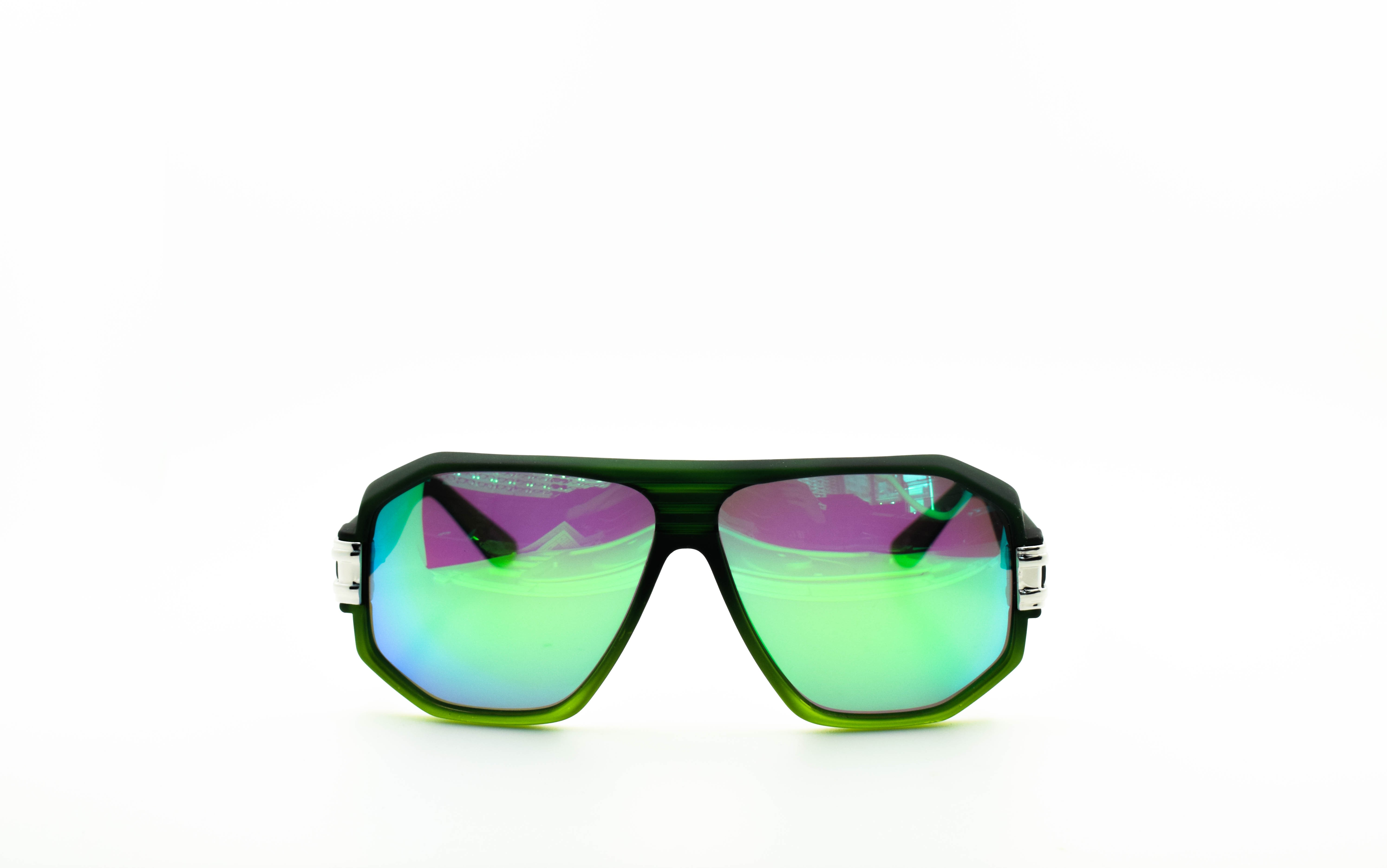 37030 C4 -Green Revo