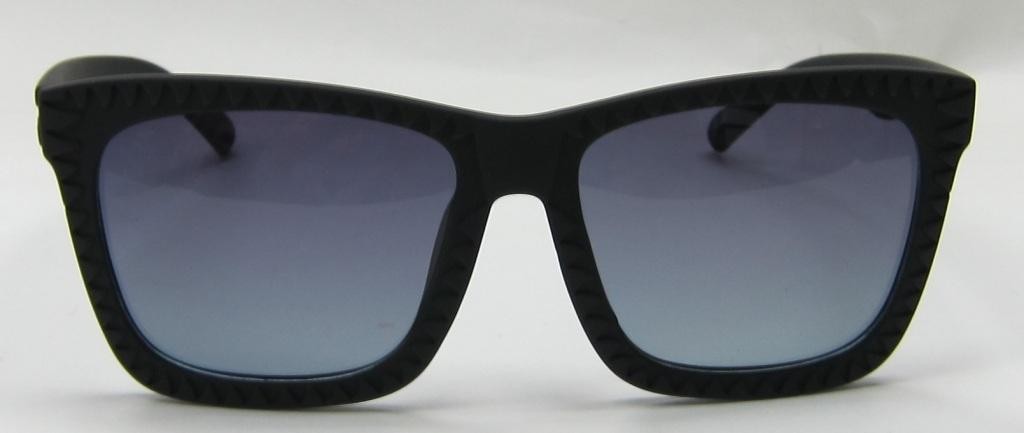 37046 C22 -Gradient Smoke