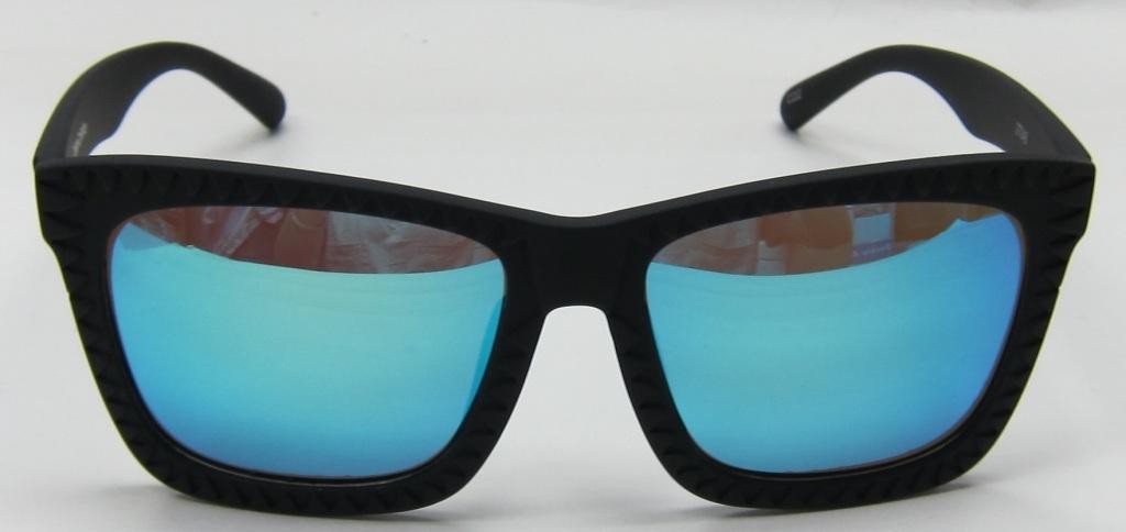 37046 C22 -Ice Blue Revo