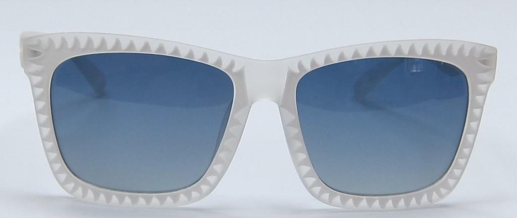 37046 C4 -Gradient Ice Blue