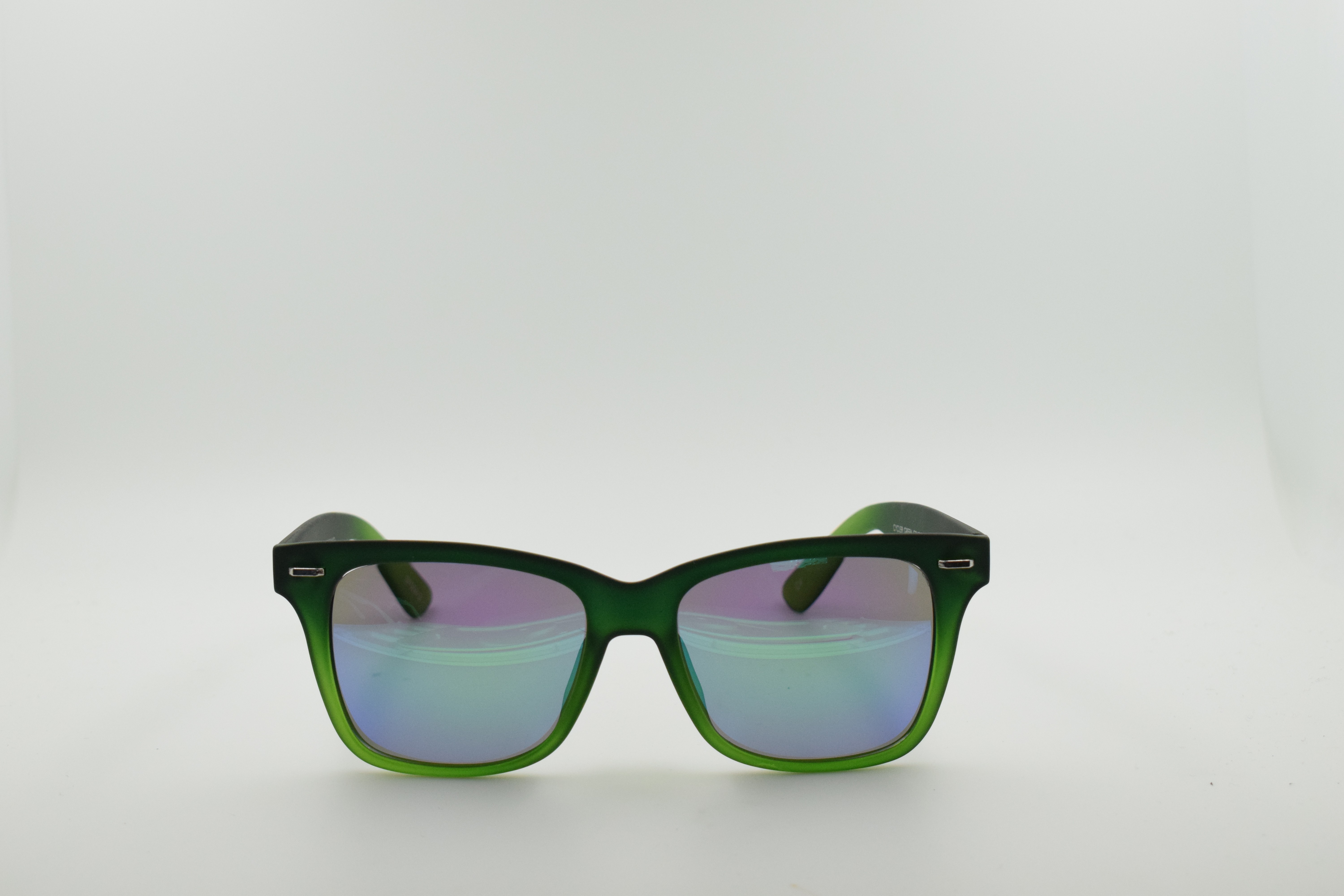 37054-2 C4 -Green Revo