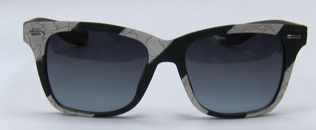 37054 C10 -Gradient Smoke
